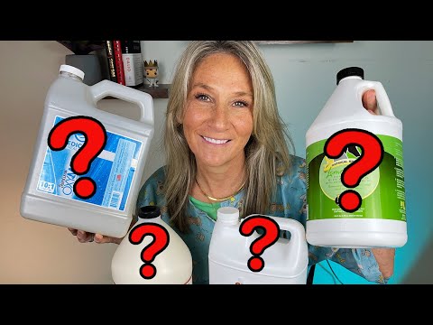 Best Shampoo For Dogs Itchy Skin (Dog Groomers Top 4)